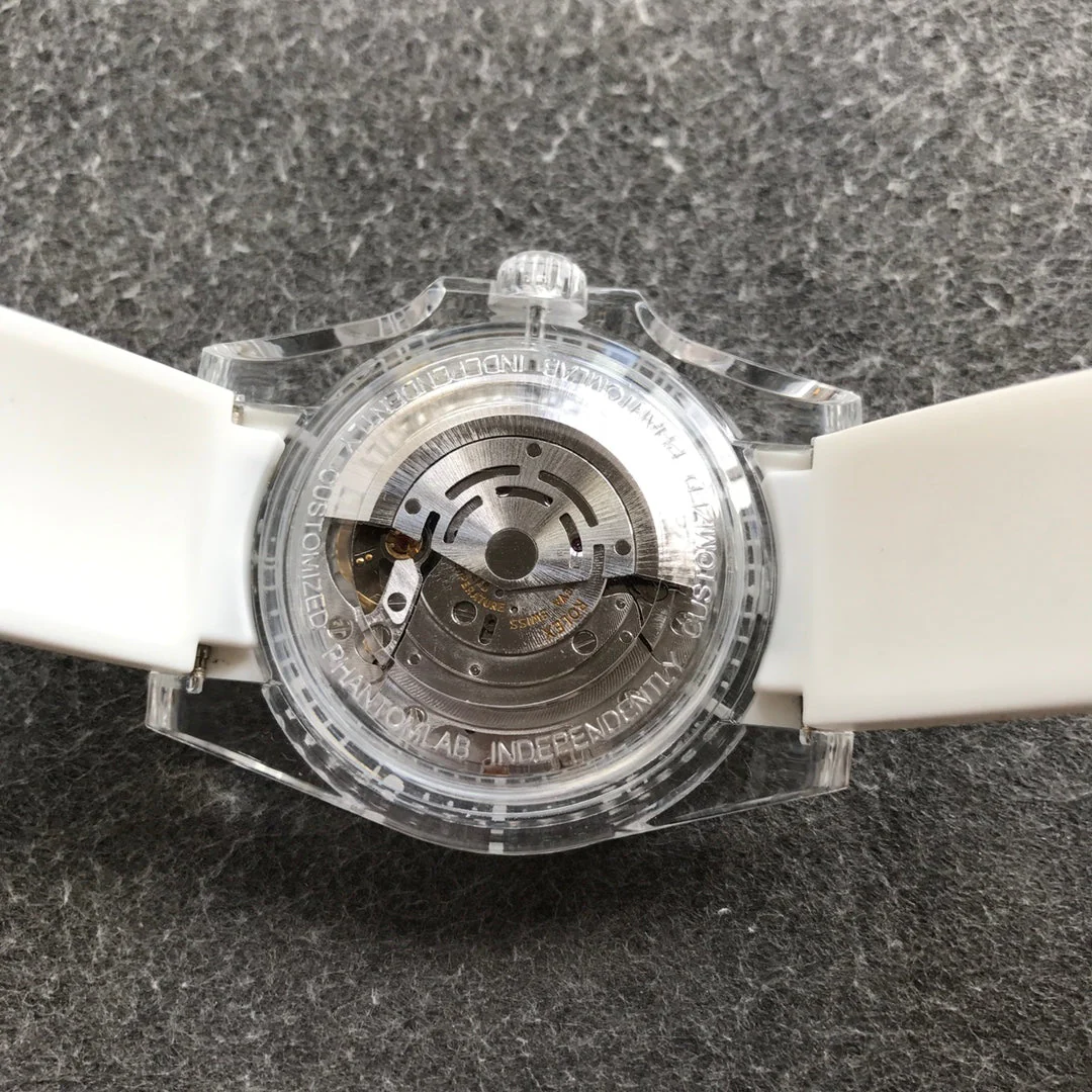 SUBMARINER DATE 40 CUSTOM SAPPHIRE CLOUD BLUE DIAL