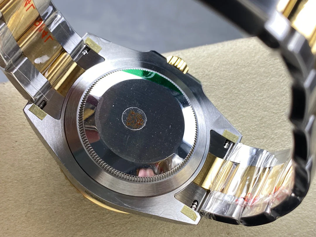 Rolex Submariner 41mm Silver Gold Black