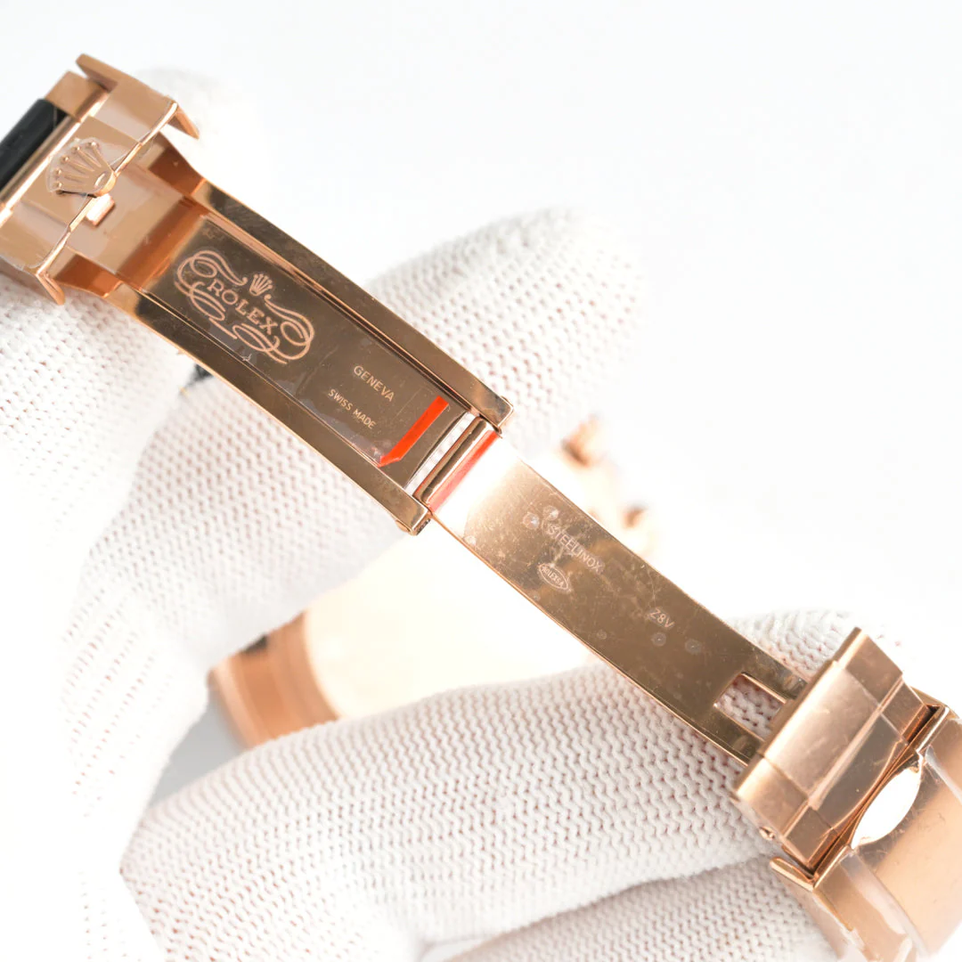 Rolex Daytona 40mm Pink Gold Black