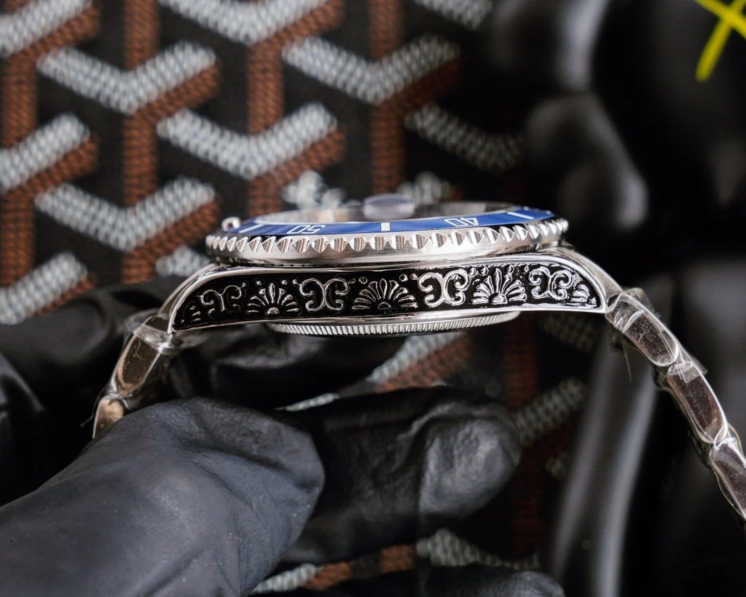 SUBMARINER CUSTOM HAND ENGRAVED LIMITED EDITION