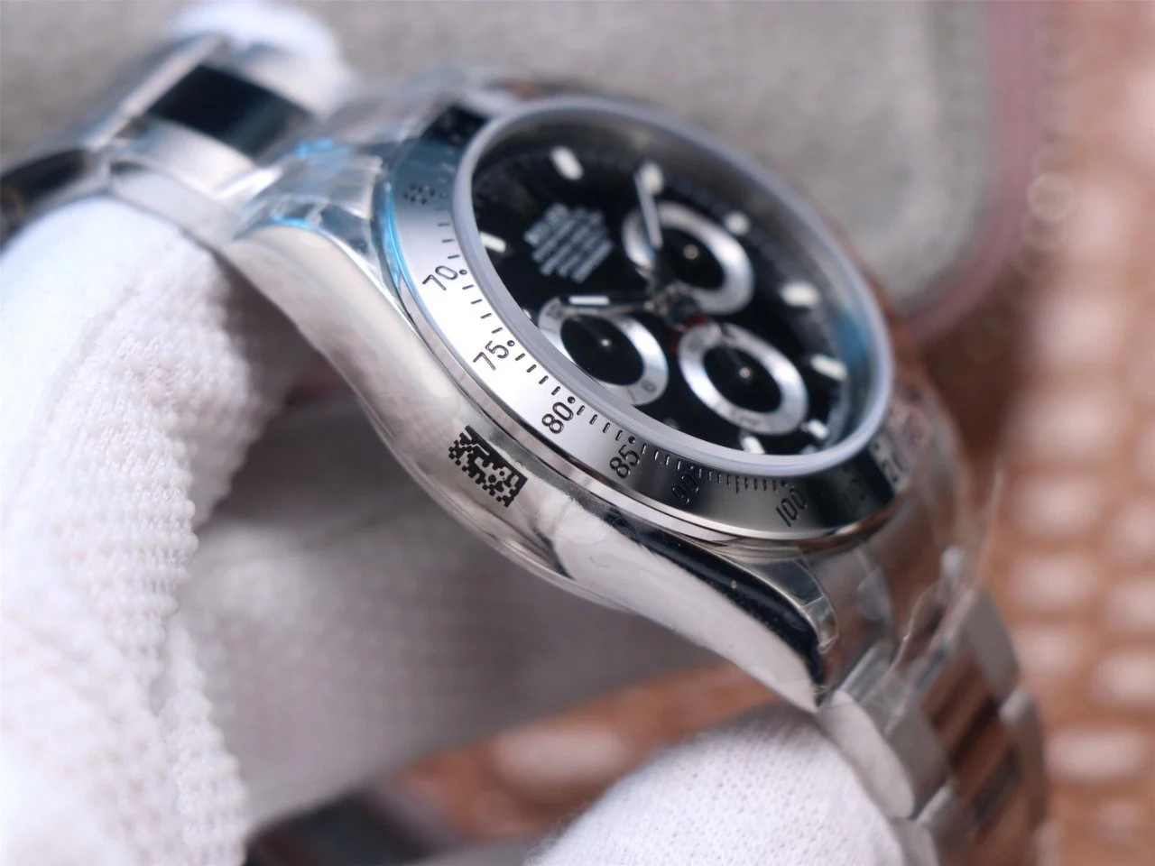 DAYTONA 40MM STEEL CASE BLACK DIAL