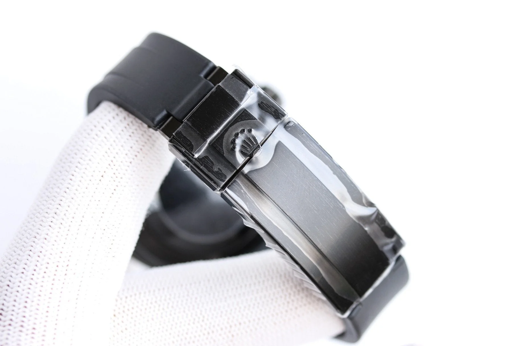 SUBMARINER DATE 40MM CUSTOM GREEN BEZEL BLACK BEAR DIAL