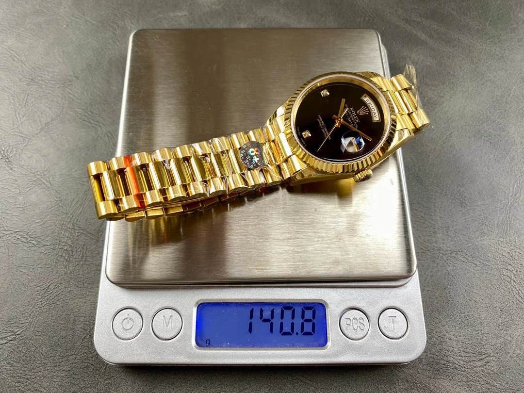 Rolex Day-Date 36mm Gold Black Dial