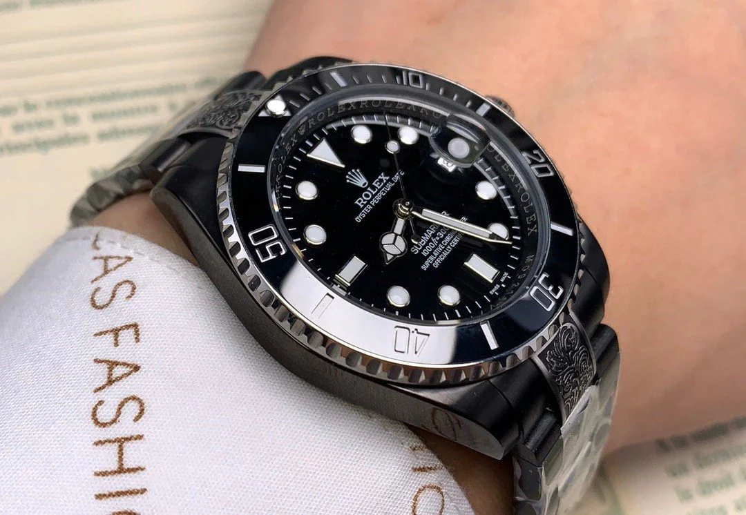 SUBMARINER DATE 40 CUSTOM ALL BLACK HAND ENGRAVED