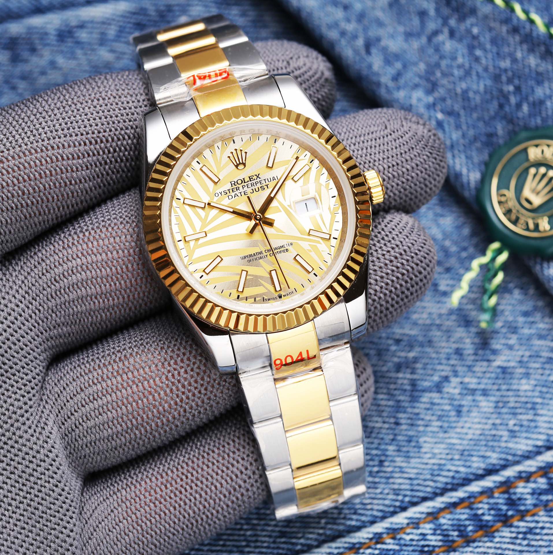Rolex Datejust 41mm Gold Silver