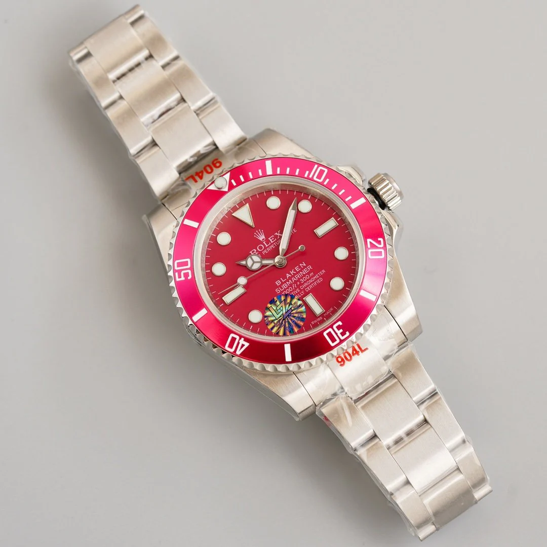 SUBMARINER 40 CUSTOM DARK PINK BEZEL