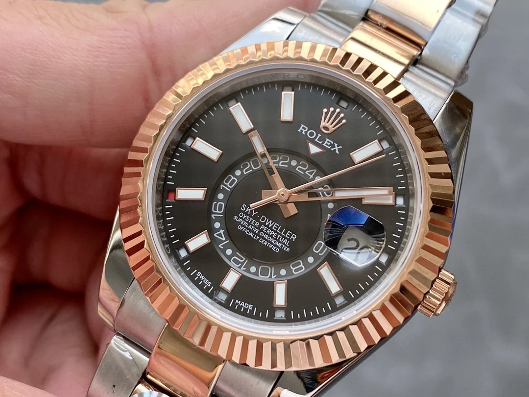 SKY-DWELLER TWO-TONE 42 ROSE GOLD BEZEL BLACK DIAL