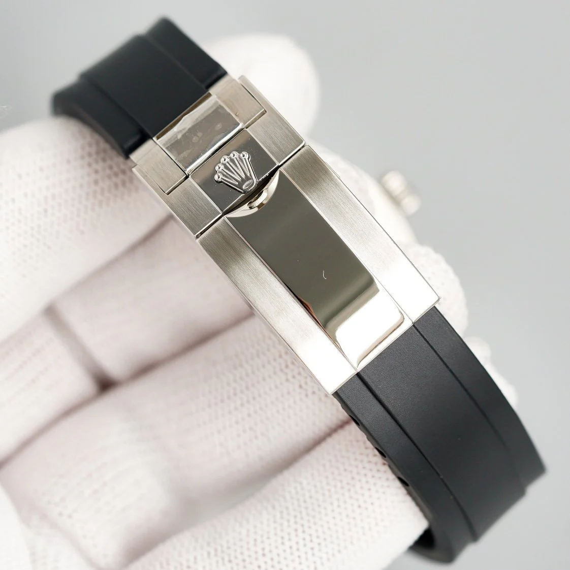 DATEJUST II 41MM STAINLESS STEEL CASE WIMBLEDON DIAL RUBBER STRAP