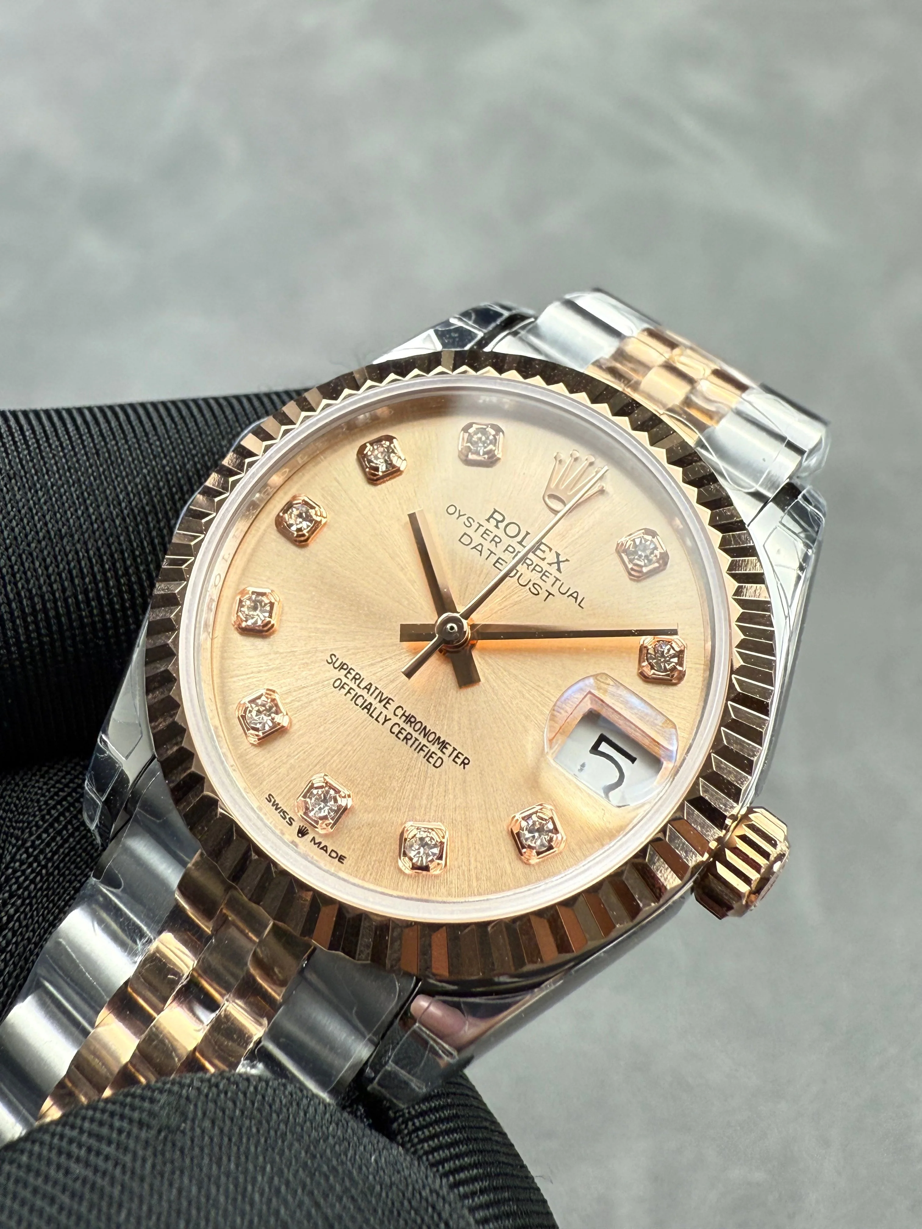 ROLEX Datejust 31mm Silver Pink Gold