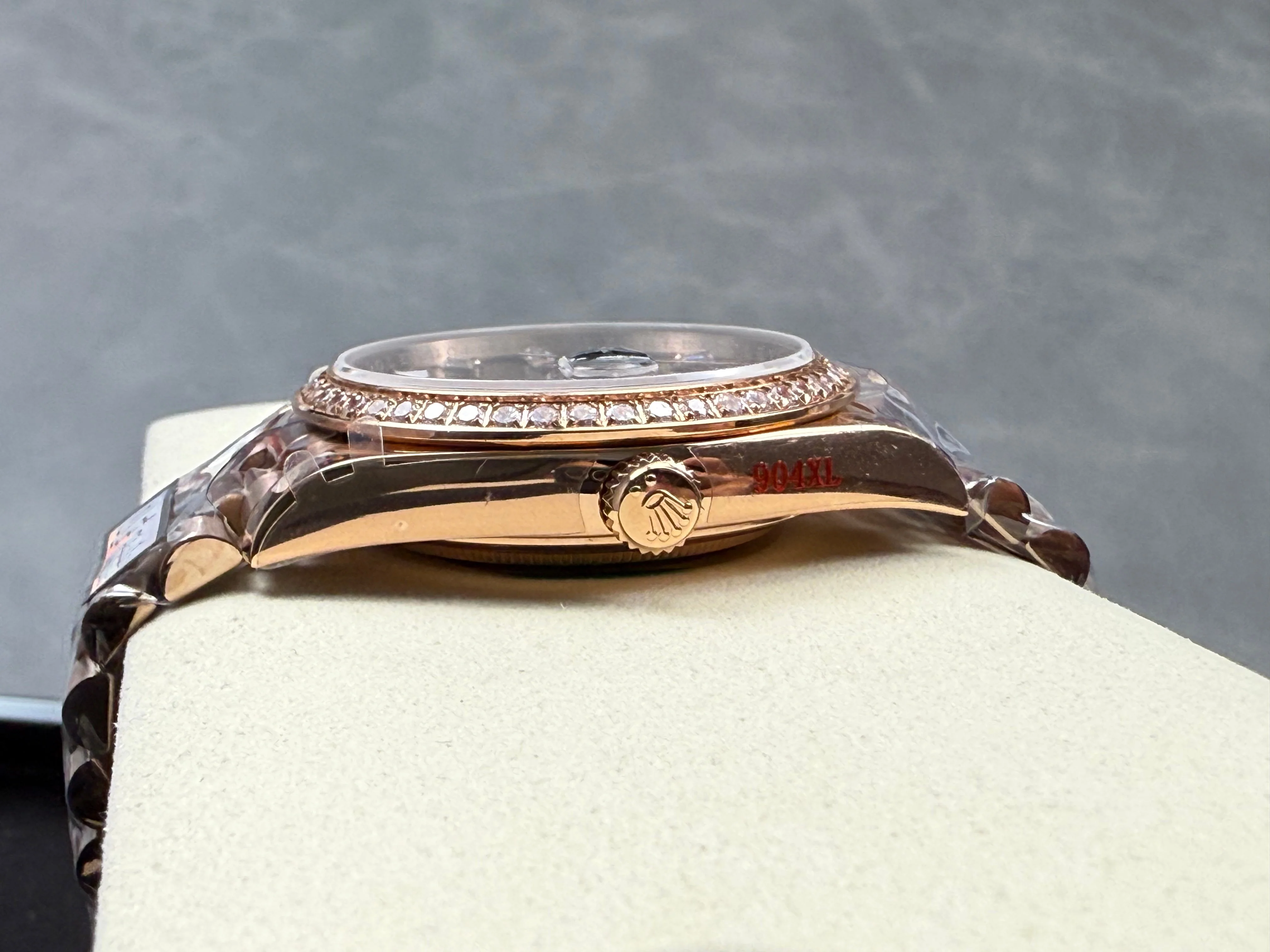 Rolex Day-Date 40mm Pink Gold Black