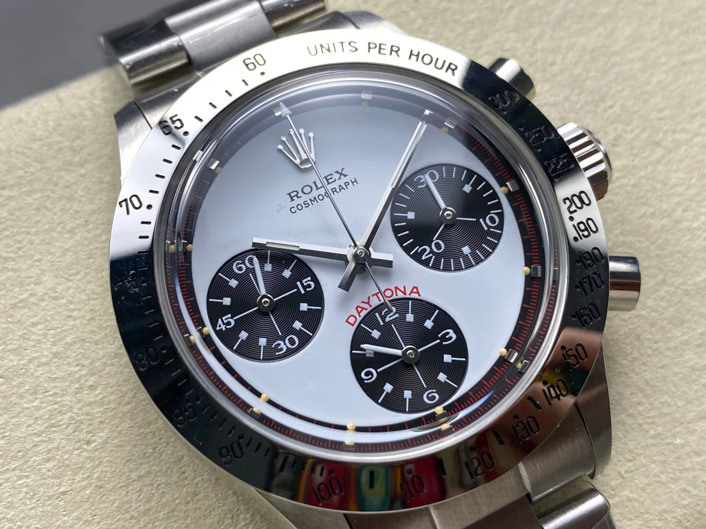 Rolex Daytona 37.5mm Silver White Black