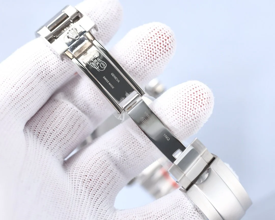 GMT-MASTER II BLUE CERAMIC OYSTER