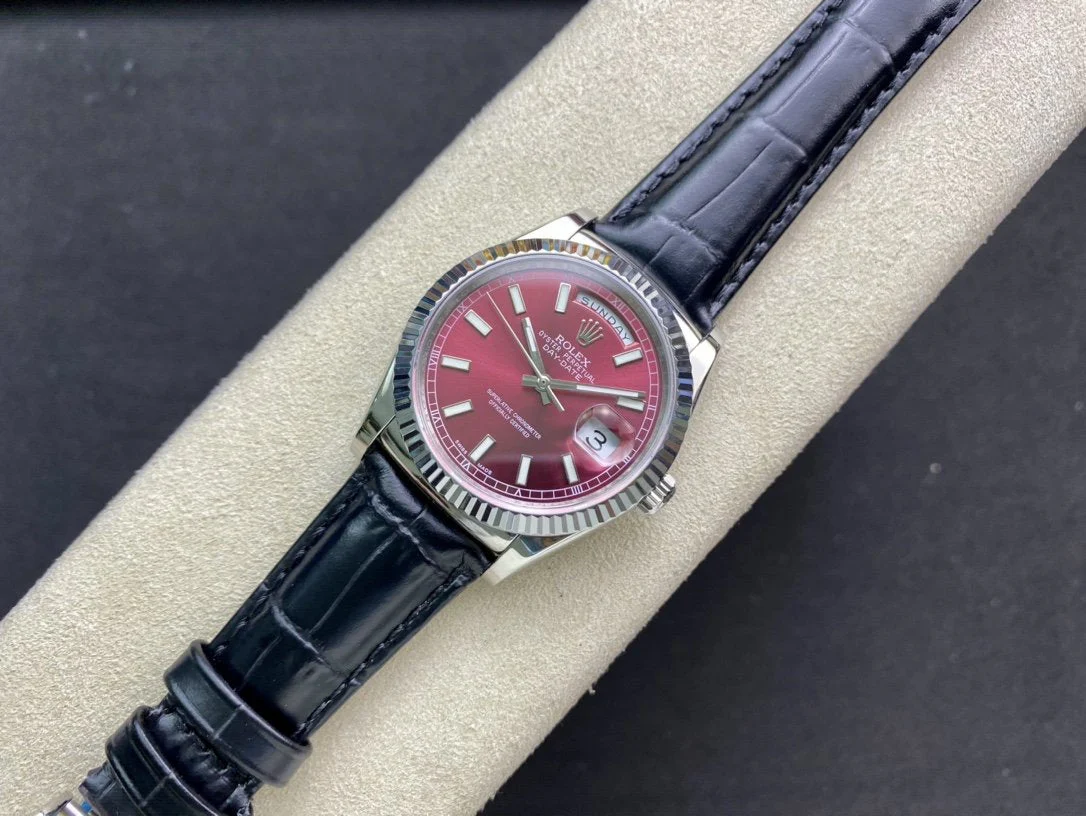DAY-DATE 41MM STAINLESS STEEL RED DIAL