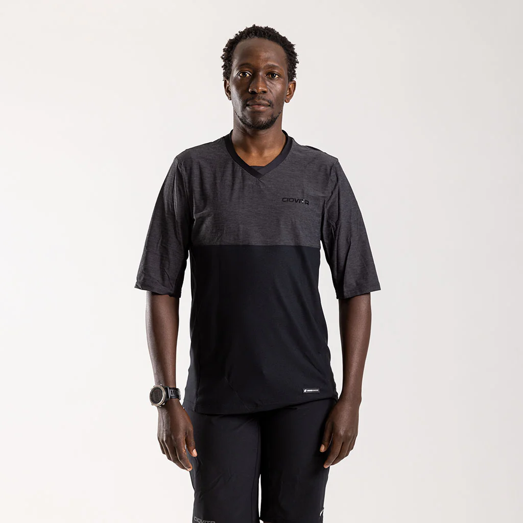 Men's Opera Short Sleeve Trail Tee (Charcoal)