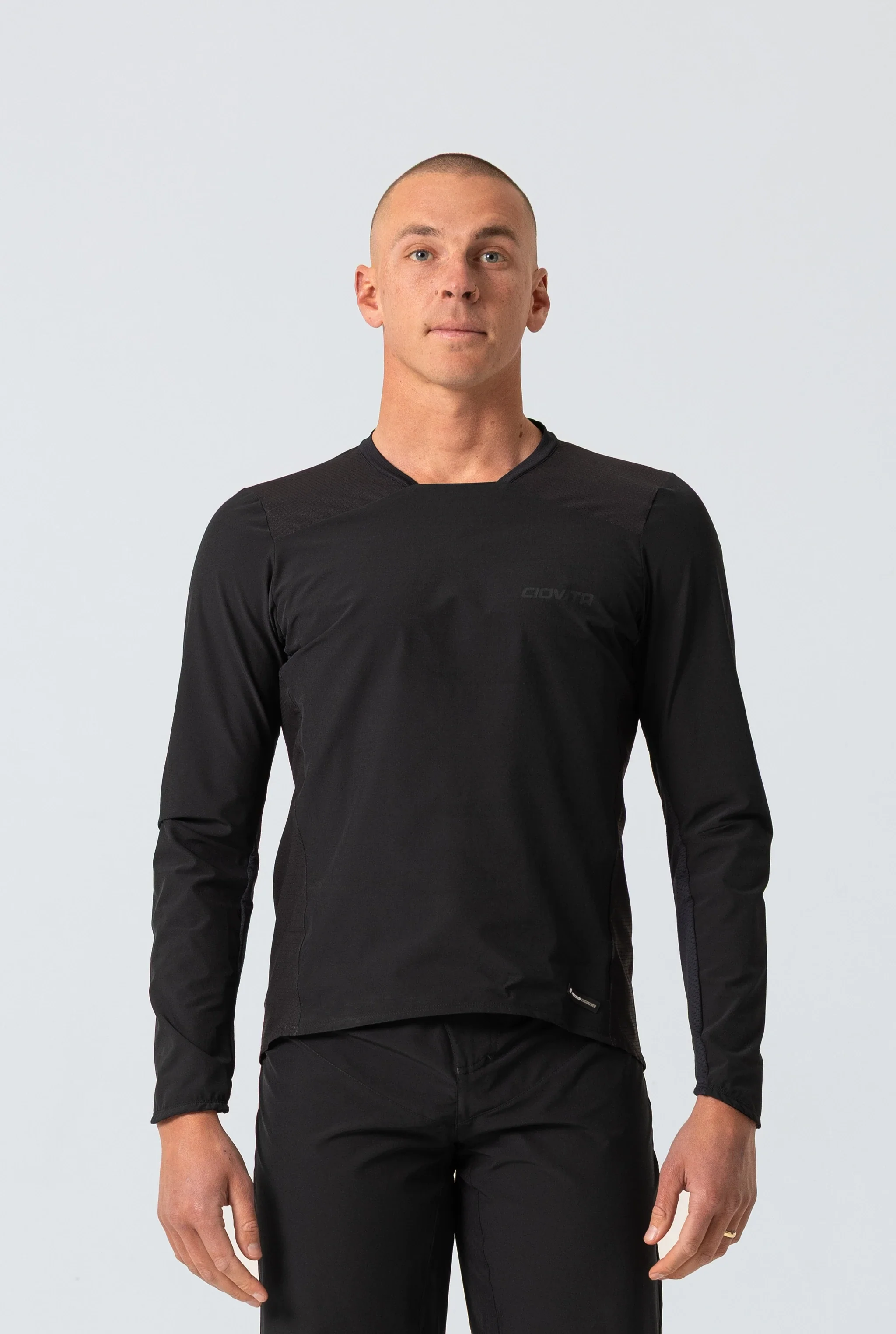 Men's Scuro Long Sleeve Trail Tee (Black)