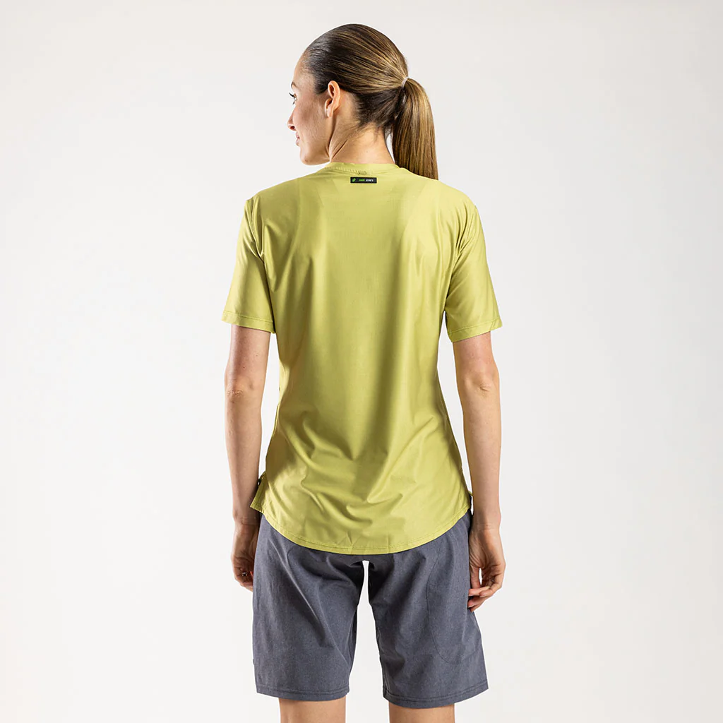 Women's Lightweight Short Sleeve Trail Tee (Pistachio)