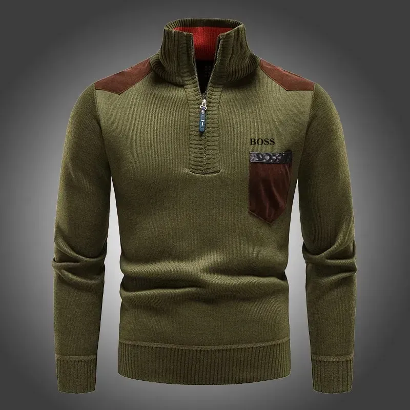 Suéter grosso masculino com gola alta