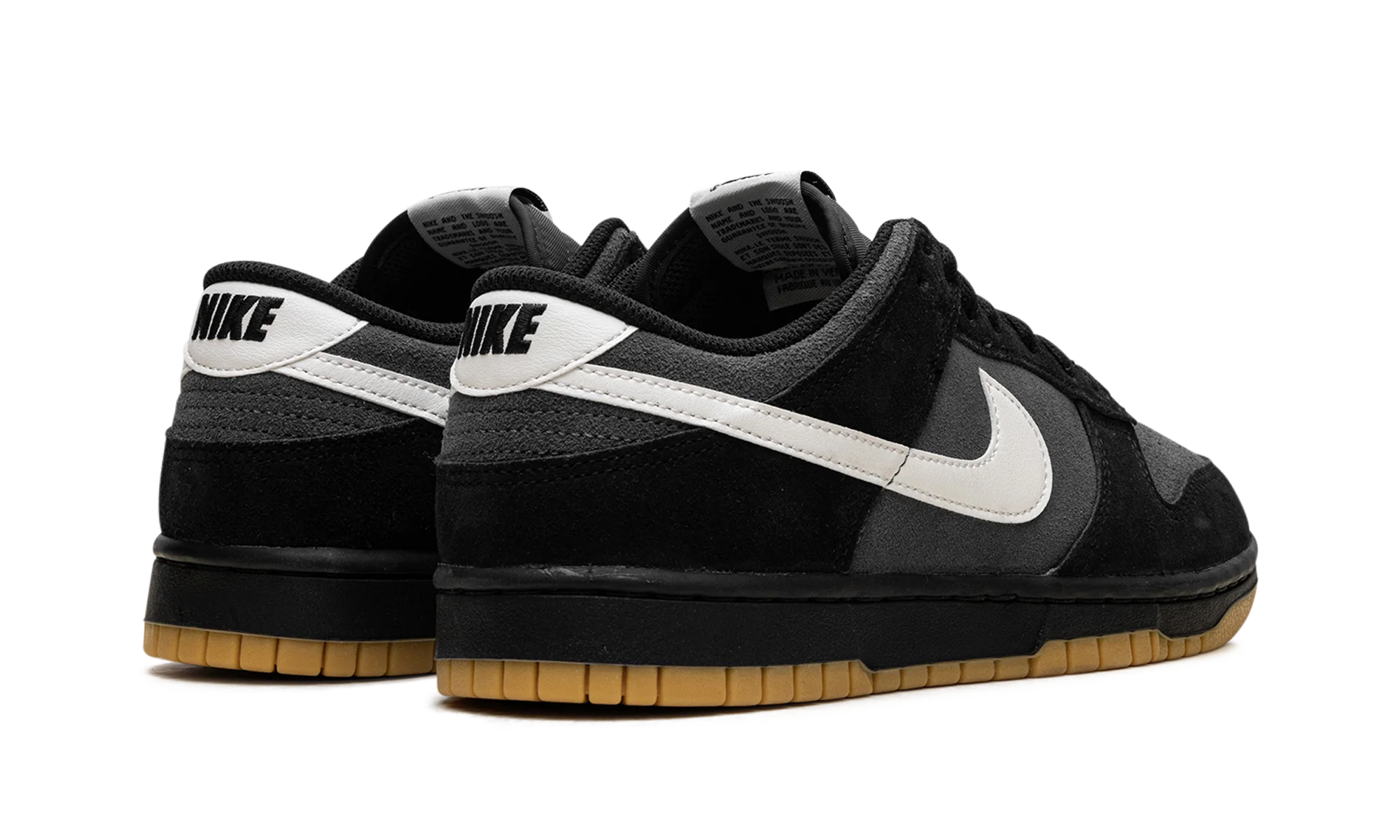 Dunk Low SE 