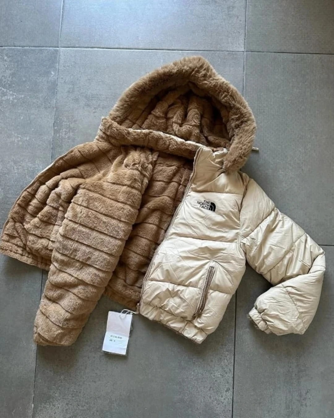 Women's Reversible Puffer Jacket - Two Face.