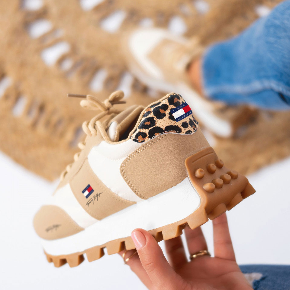 2025 Zima, prodej módních dámských bot