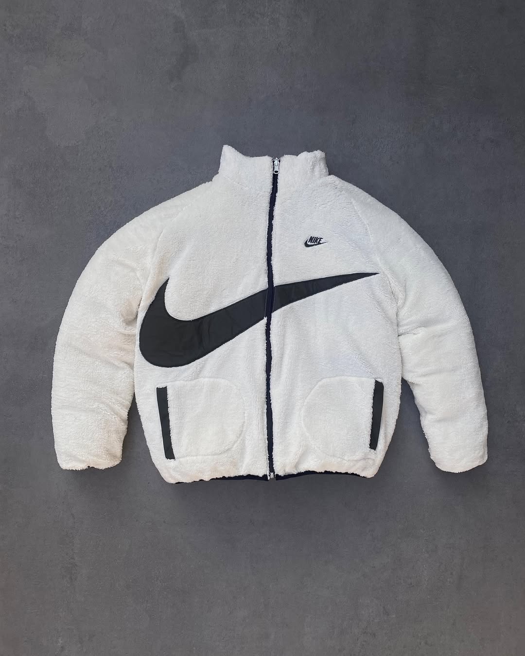 Nike Reversible Classic Insulated Jacket (Unisex)