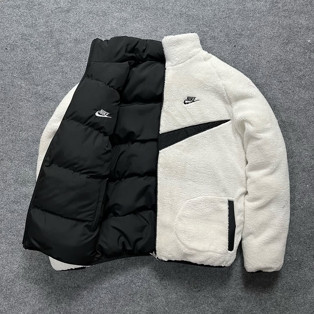 Nike Reversible Classic Insulated Jacket (Unisex)