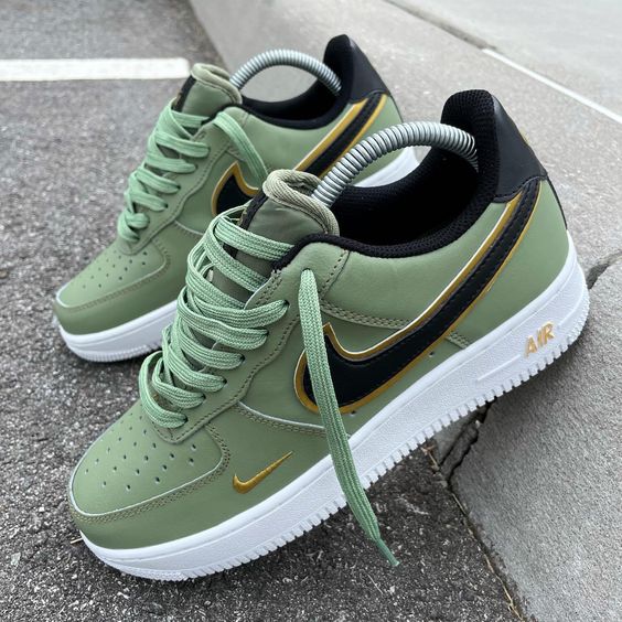 Oil Green Sneakers