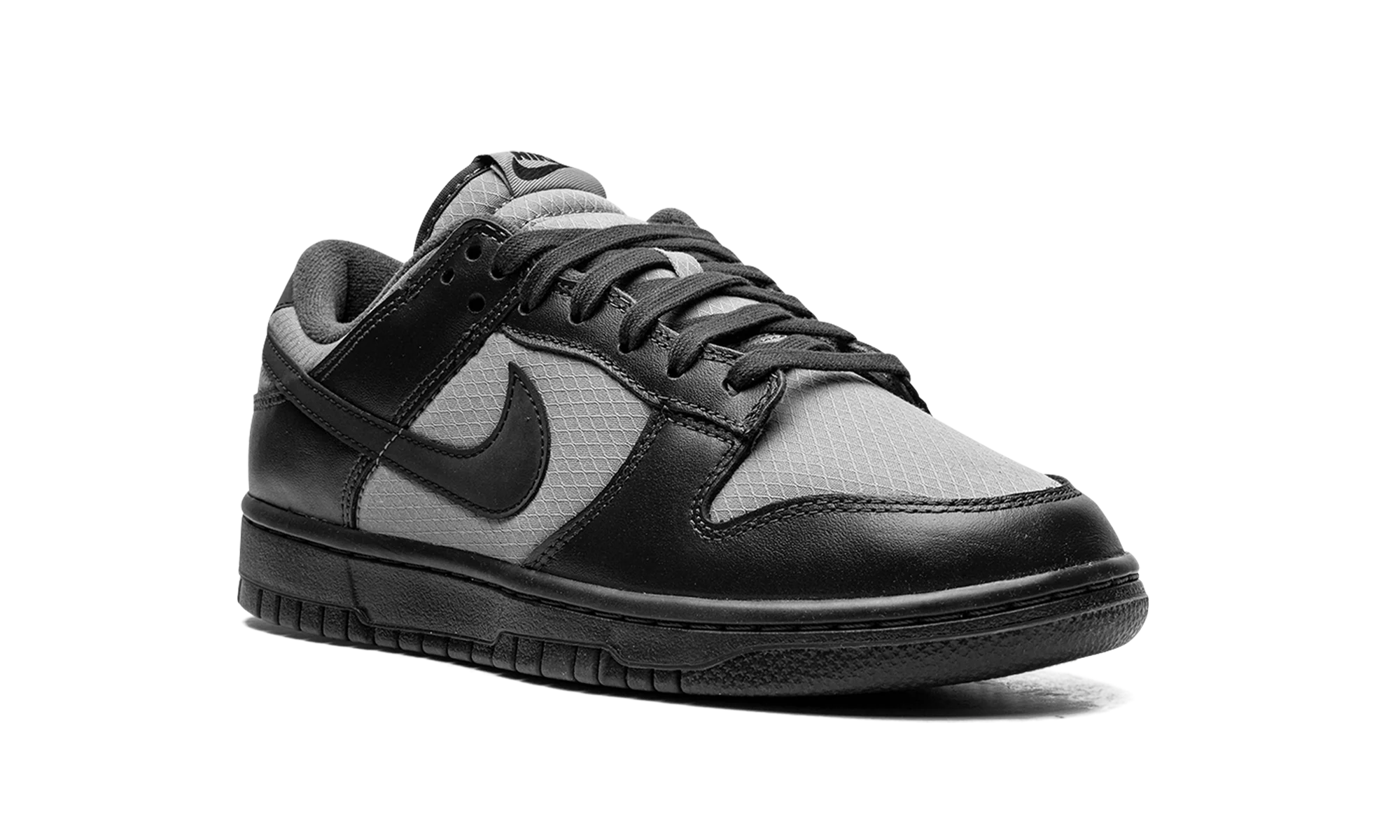Dunk Low Retro SE 