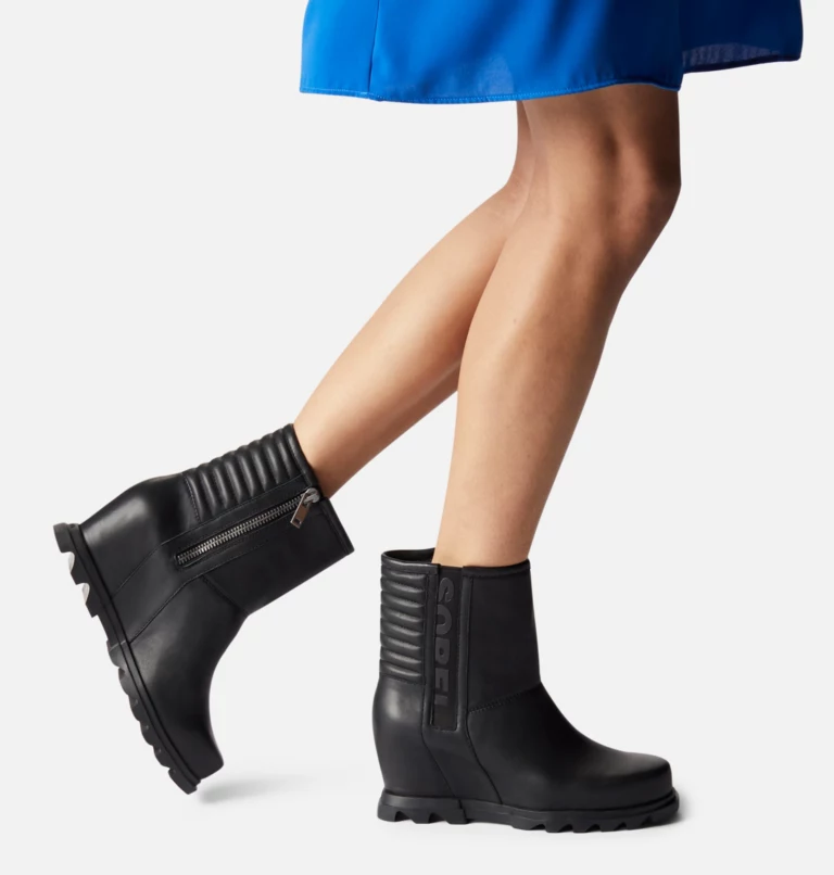 WOMEN'S JOAN OF ARCTIC WEDGE III MOTO BOOTIE