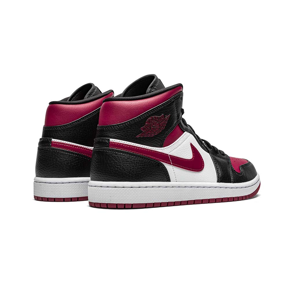 Air Jordan 1 Mid “Bred Toe” 554724-066