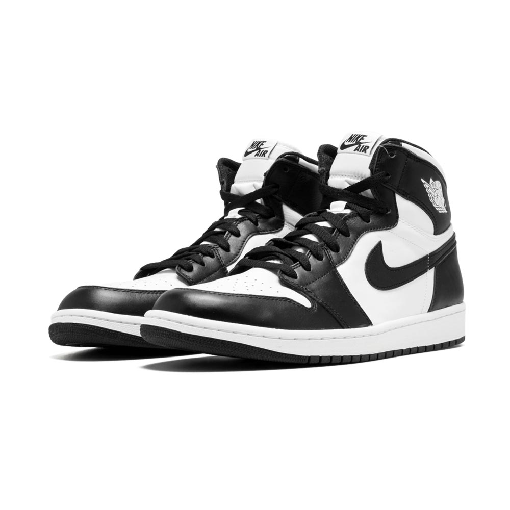 AIR JORDAN 1 RETRO HIGH OG ‘BLACK WHITE’ 555088-010