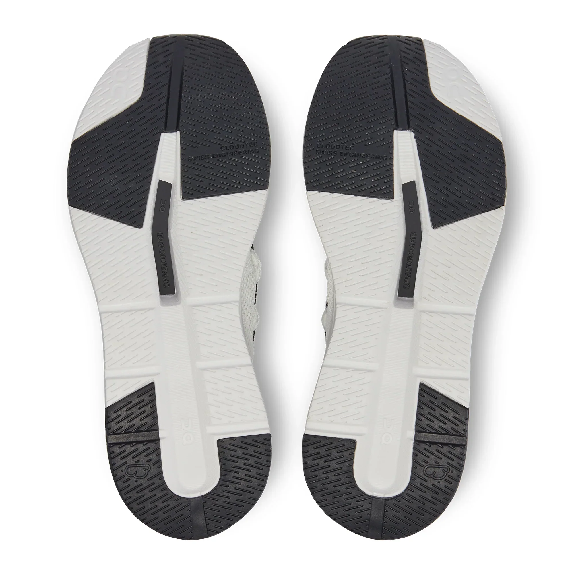 On Cloudeasy Undyed-White | Black Women’s