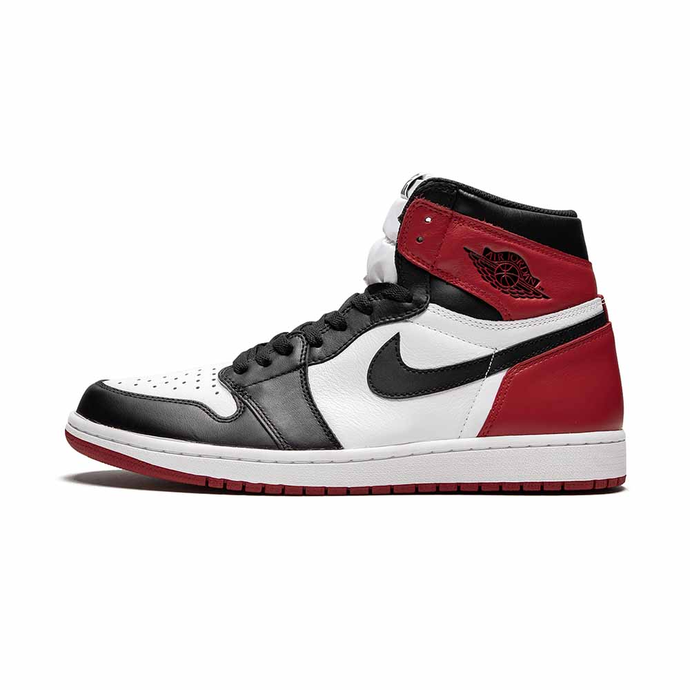 Jordan Air Jordan 1 Retro High OG “Black Toe” 555088-125