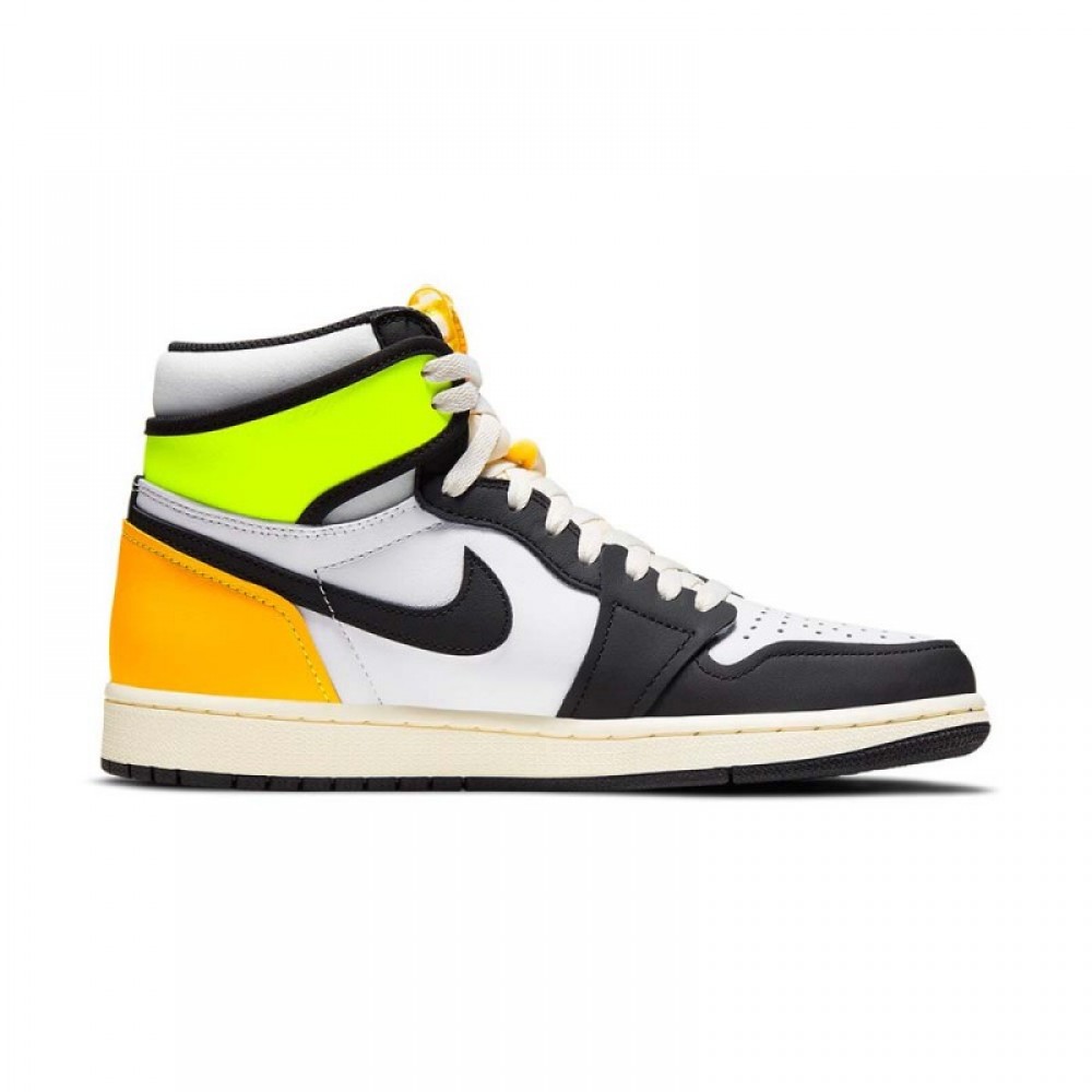 AIR JORDAN 1 RETRO HIGH OG ‘VOLT GOLD’ 555088-118