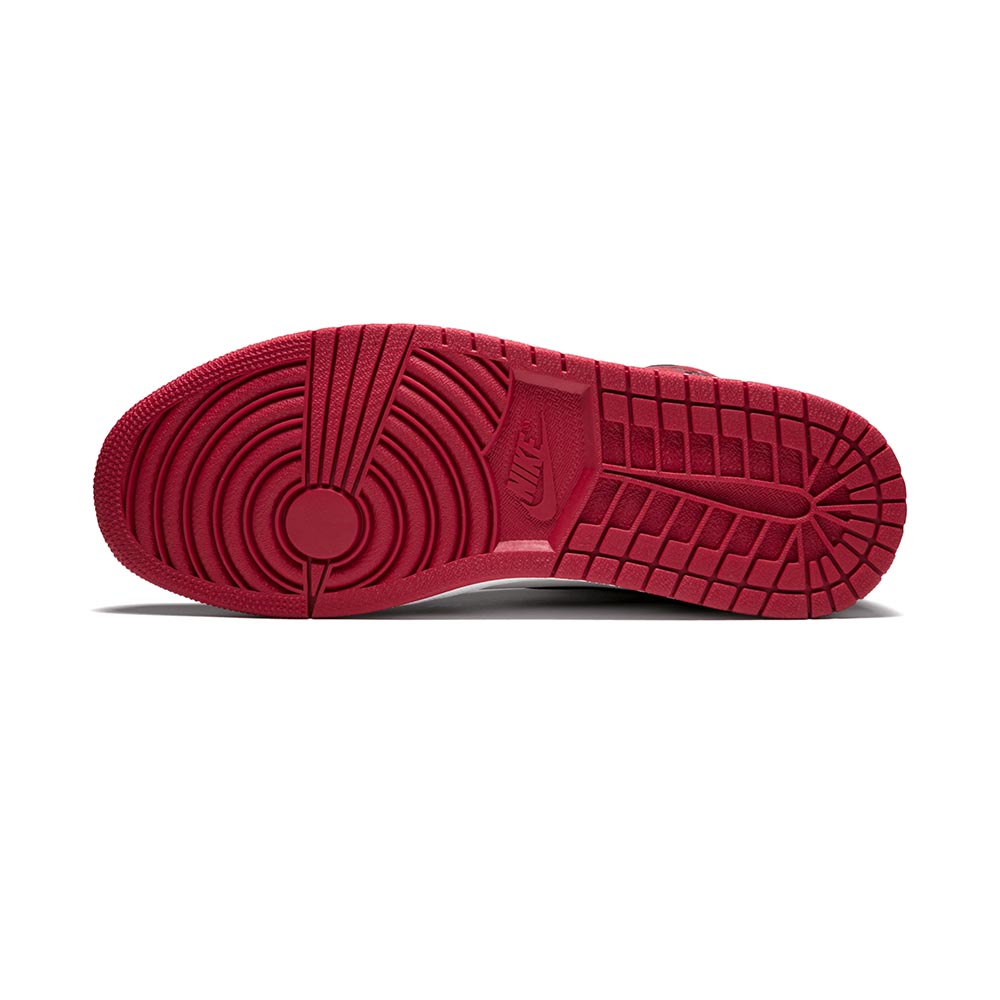 Jordan Air Jordan 1 Retro High OG “Chicago” 555088-101