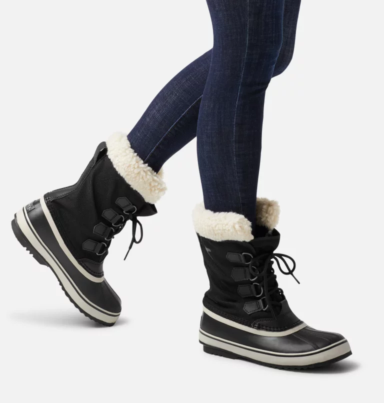 WOMEN'S WINTER CARNIVAL BOOT