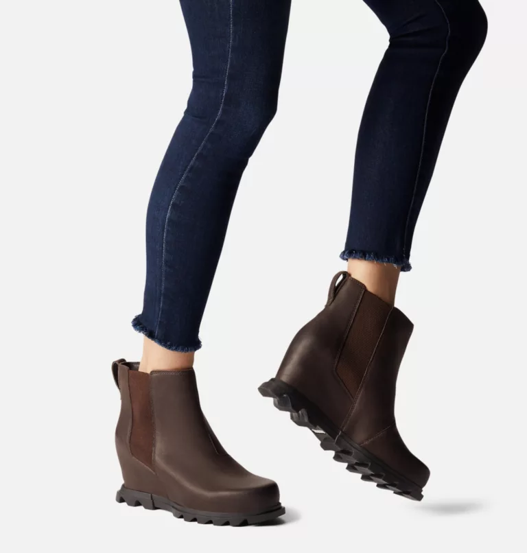 WOMEN'S JOAN OF ARCTIC WEDGE III CHELSEA BOOTIE