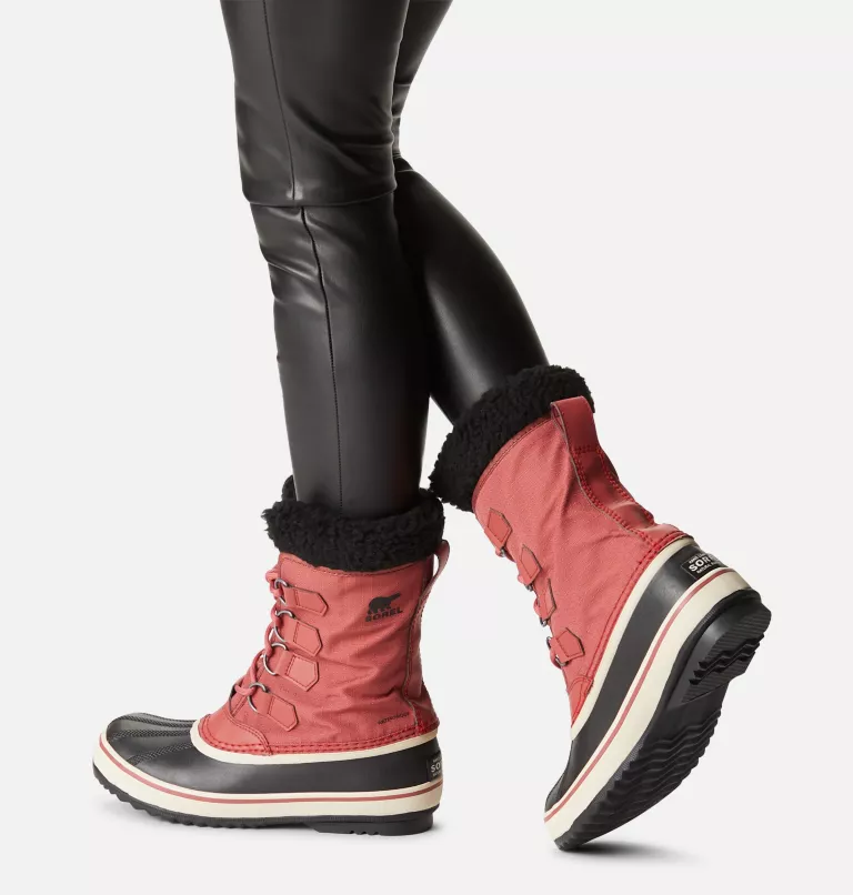 WOMEN'S WINTER CARNIVAL BOOT