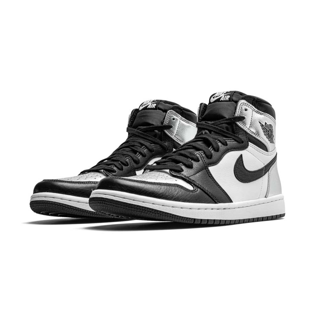 Wmns Air Jordan 1 Retro High OG ‘Silver Toe’ CD0461-001
