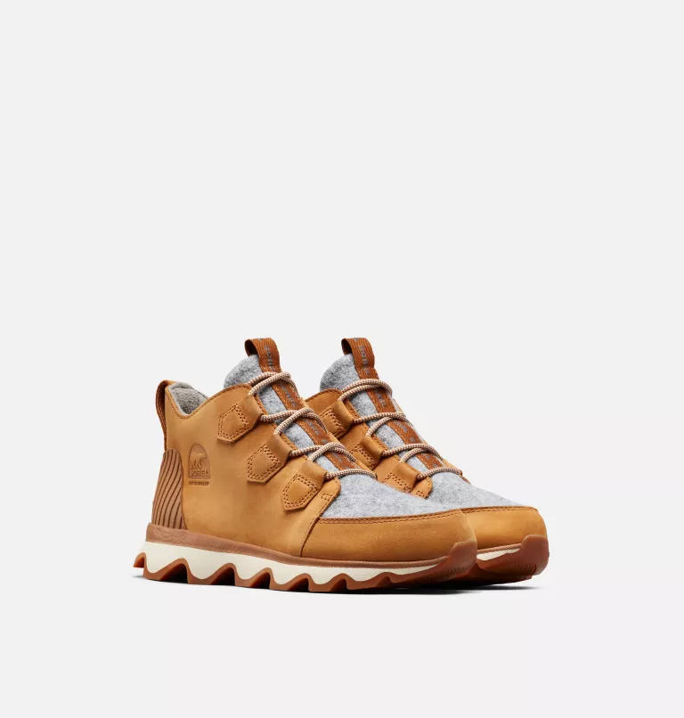 WOMEN'S KINETIC CARIBOU BOOT