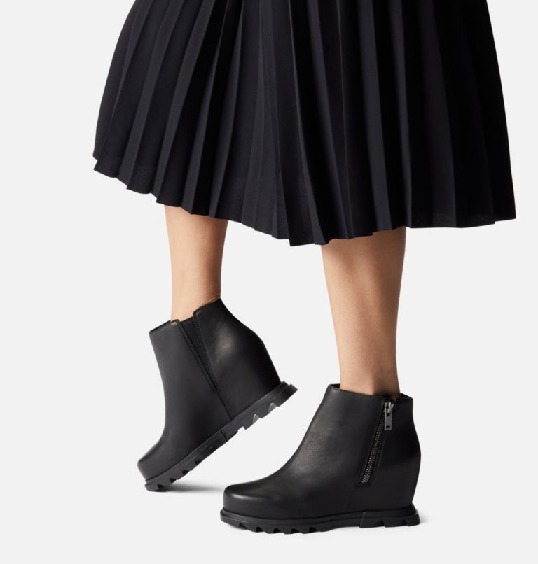 WOMEN'S JOAN OF ARCTIC WEDGE III ZIP BOOTIE