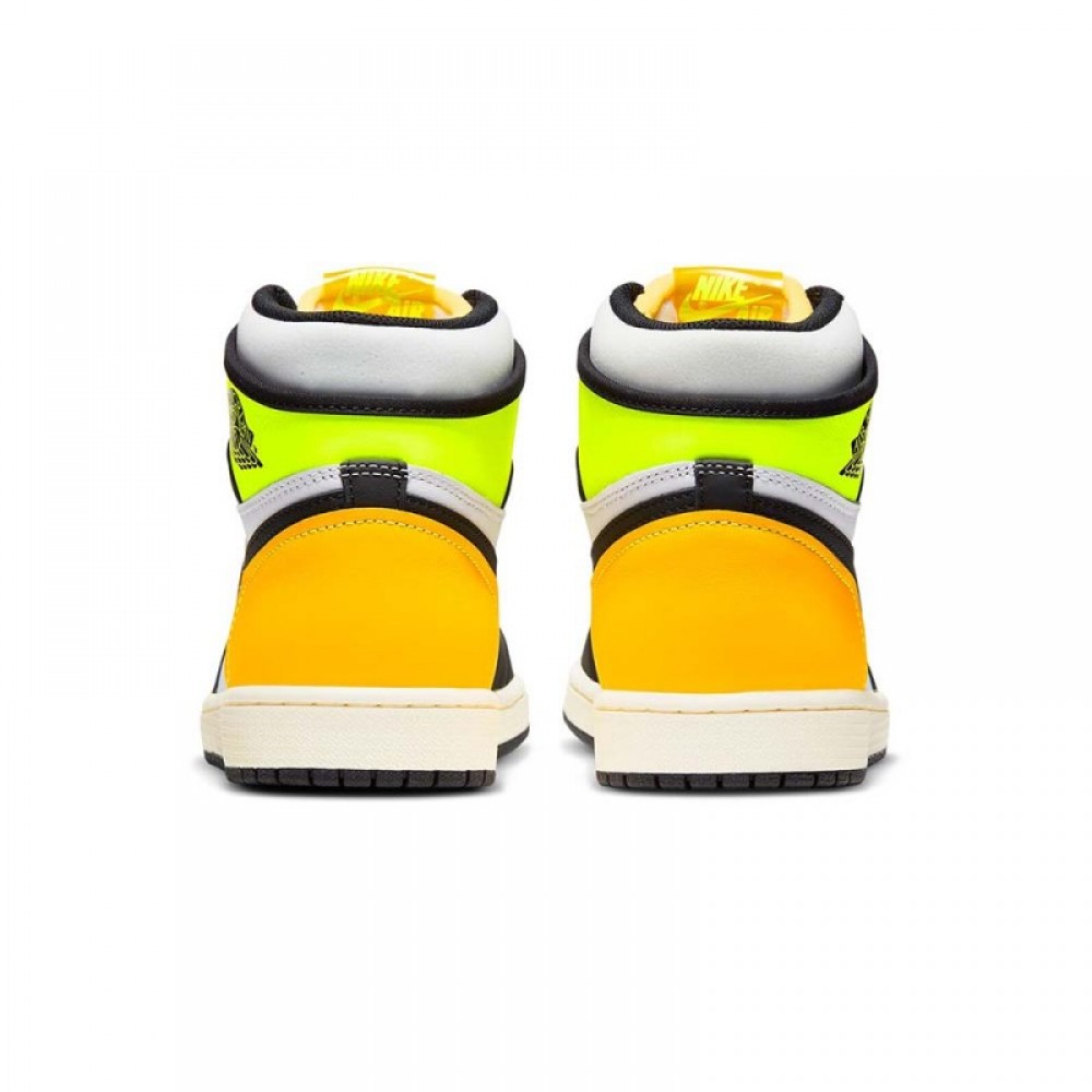 AIR JORDAN 1 RETRO HIGH OG ‘VOLT GOLD’ 555088-118