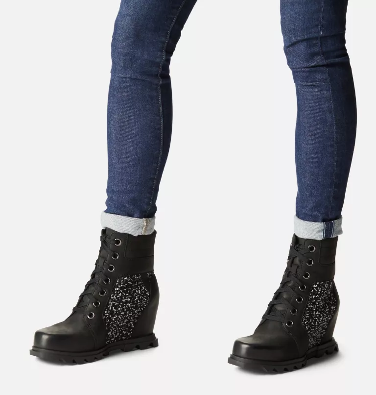 WOMEN'S JOAN OF ARCTIC WEDGE III LEXIE BOOTIE