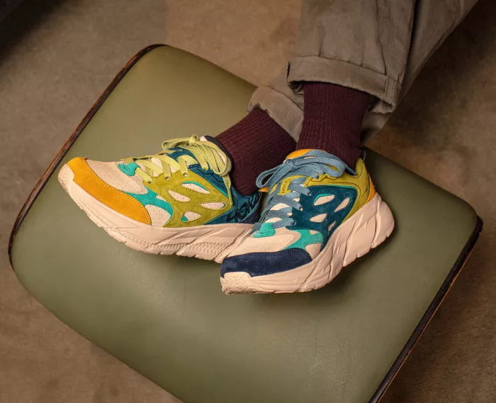 All Gender Bondi L Suede