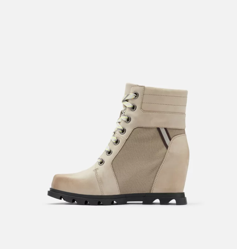 WOMEN'S JOAN OF ARCTIC WEDGE III LEXIE BOOTIE