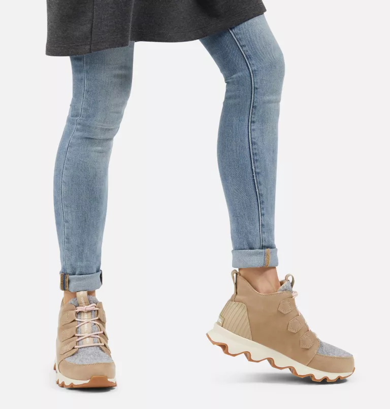 WOMEN'S KINETIC CARIBOU BOOT