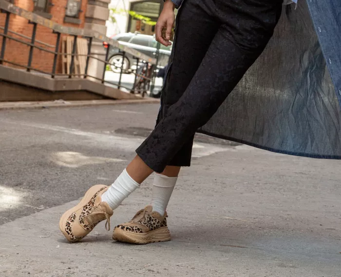 All Gender Hoka X Eg Bondi L - Sand Leopard Print