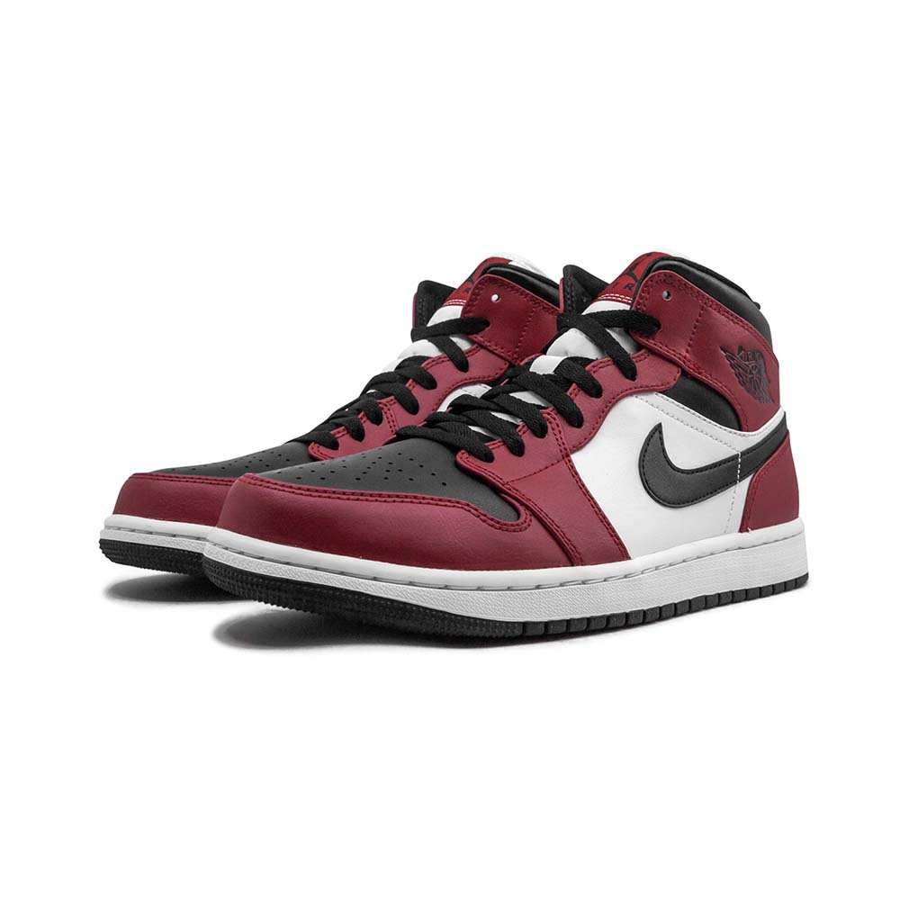 Air Jordan 1 Mid ‘Chicago Black Toe’ 554724-069