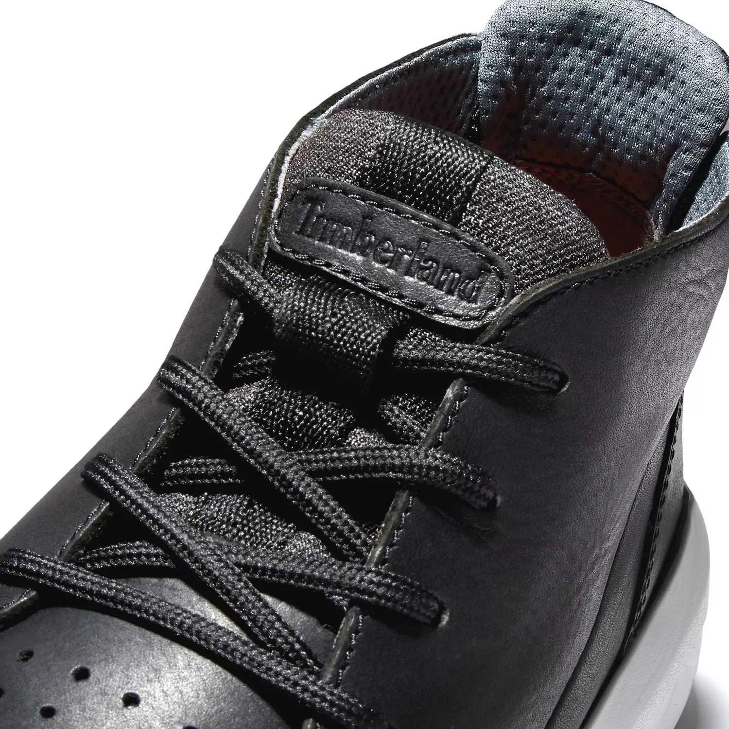 Men's Bradstreet Ultra Leather Chukka Boots