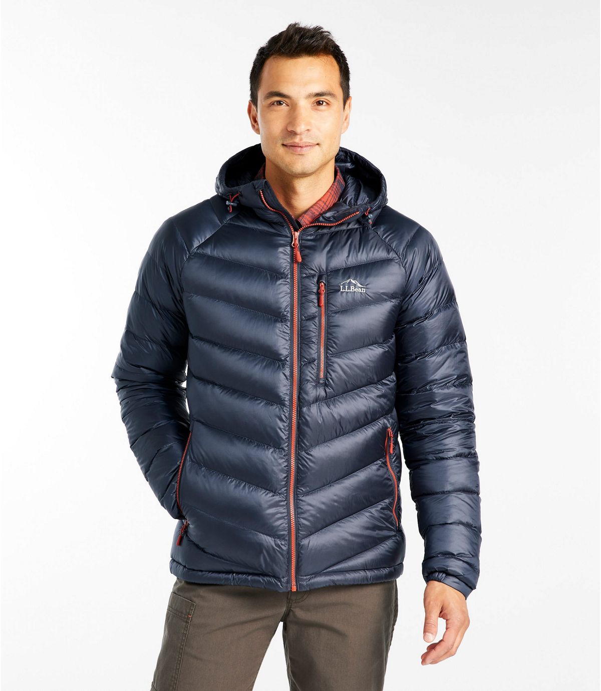 L.L.Bean Men's Ultralight 850 Down Hooded Jacket
